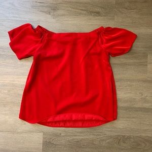 5/$25 Red off the shoulder top